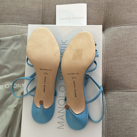 Manolo Blahnik Heels - Picture 4 of 5